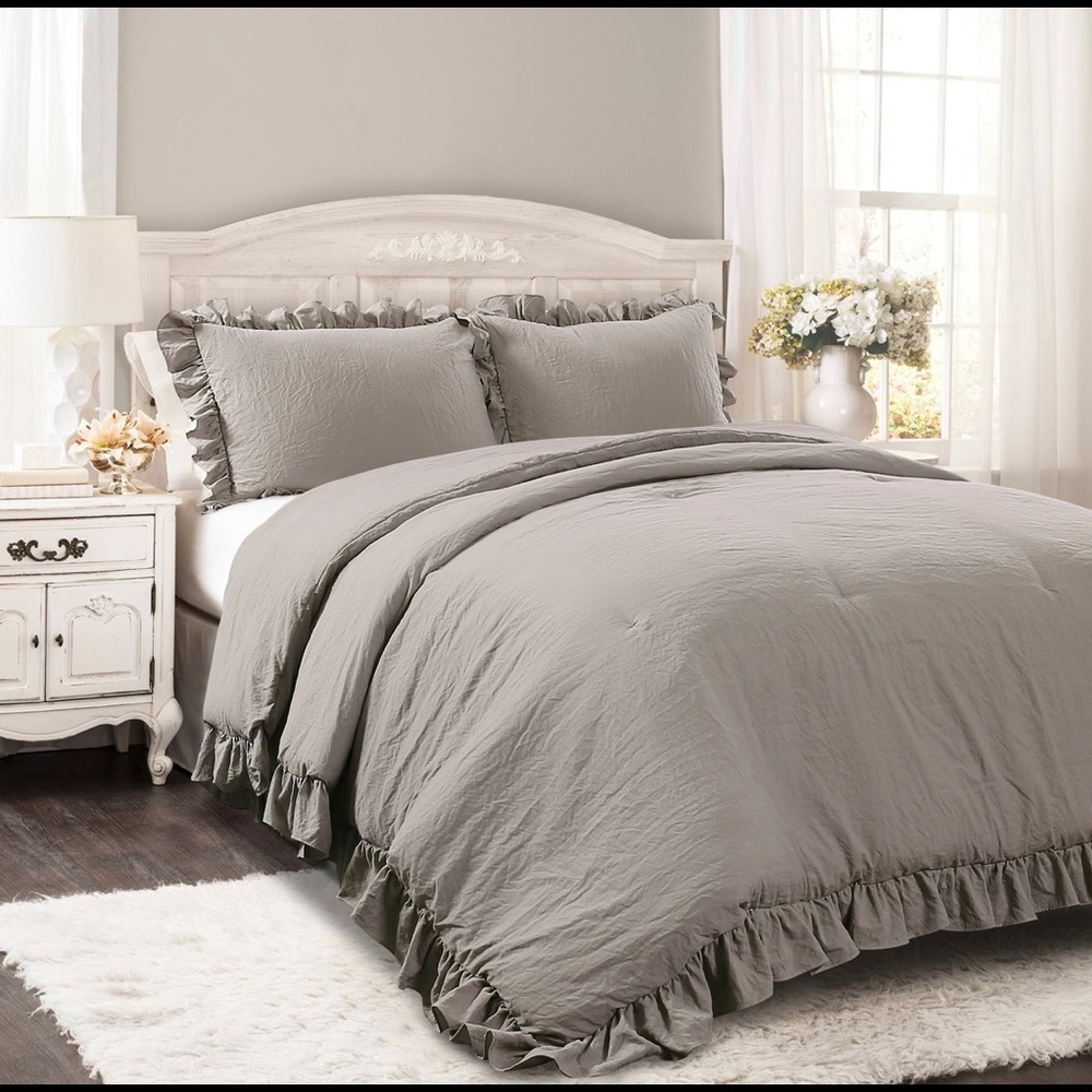 Lush 3 piece Comforter Set